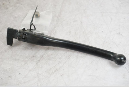 Snett nerifrån på Kopplingsgrepp från en Buell 1125 R -2008 motorcykel.