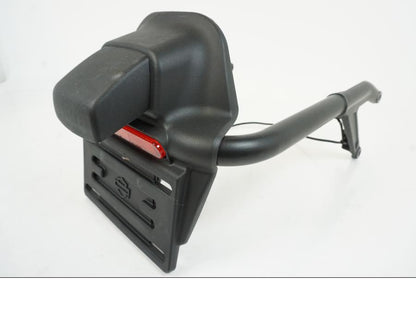 Framsidan på Skylthållare från en H-D FAT BOB fxfb -2018 motorcykel.