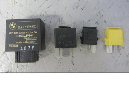 Baksidan på Relä från en BMW K 1200 LT -2004 motorcykel.