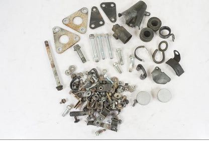 Framsidan på Skruv / Mutter etc från en Kawasaki KL 650A -1987 motorcykel.