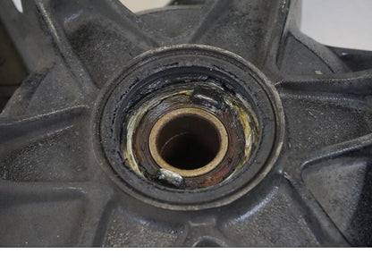 Extrabild4 på Fälg från en Honda CB 750 -2002 motorcykel.