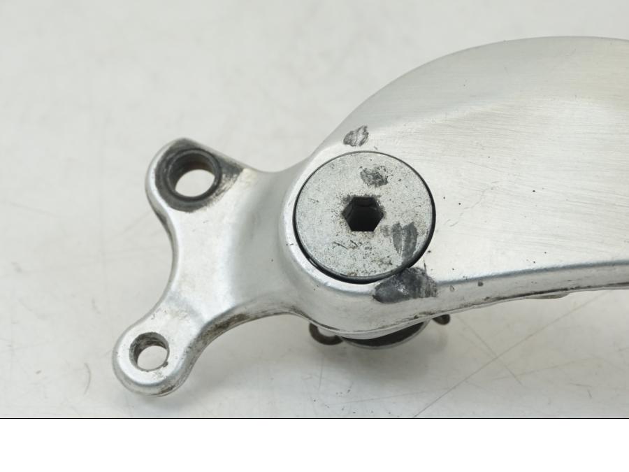 Baksidan på Bromspedal från en Yamaha XT 1200 A -2010 motorcykel.