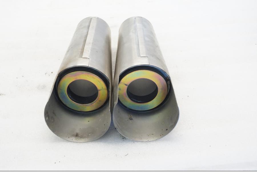 Baksidan på Gaffelbendekor från en Yamaha XVZ 13TD -1999 motorcykel.