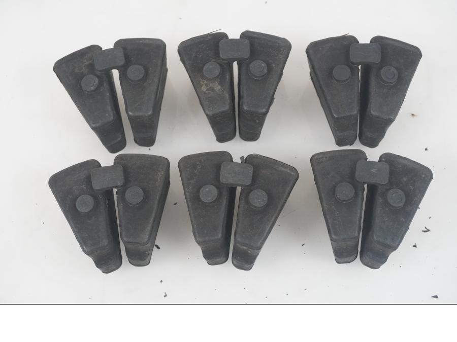 Framsidan på Ryckutjämnare från en Yamaha FZ-S 600 -1998 motorcykel.