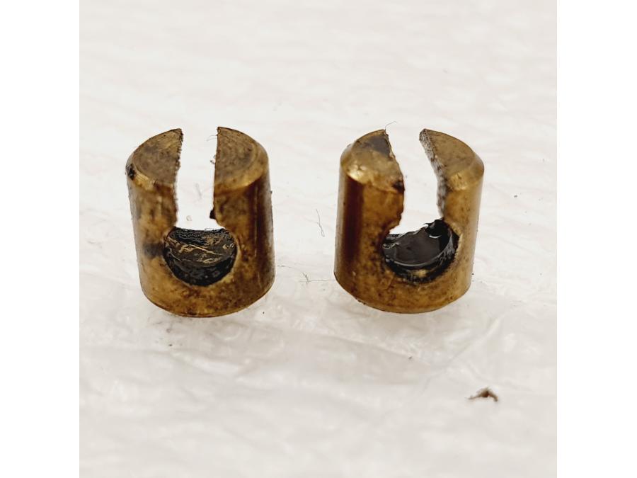 Snett uppifrån på Styrelreglage från en H-D V-Rod 1130 -2005 motorcykel.