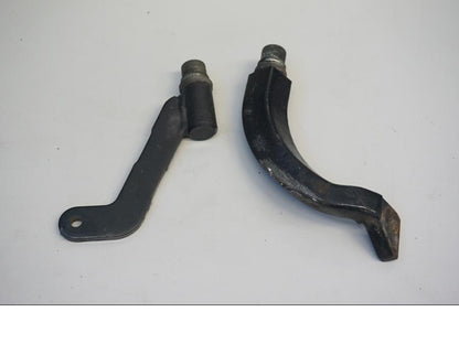 Baksidan på Fotplattefäste från en H-D Touring Road King Classic FLHRCI -2008 motorcykel.