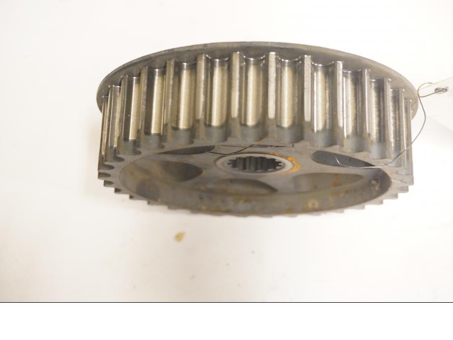 Baksidan på Remdrev från en Kawasaki VN 900 -2007 motorcykel.