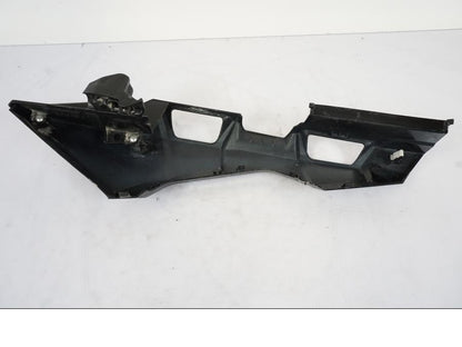 Vänster sida på Bakvinge från en Honda CRF 1000 Africa Twin -2016 motorcykel.