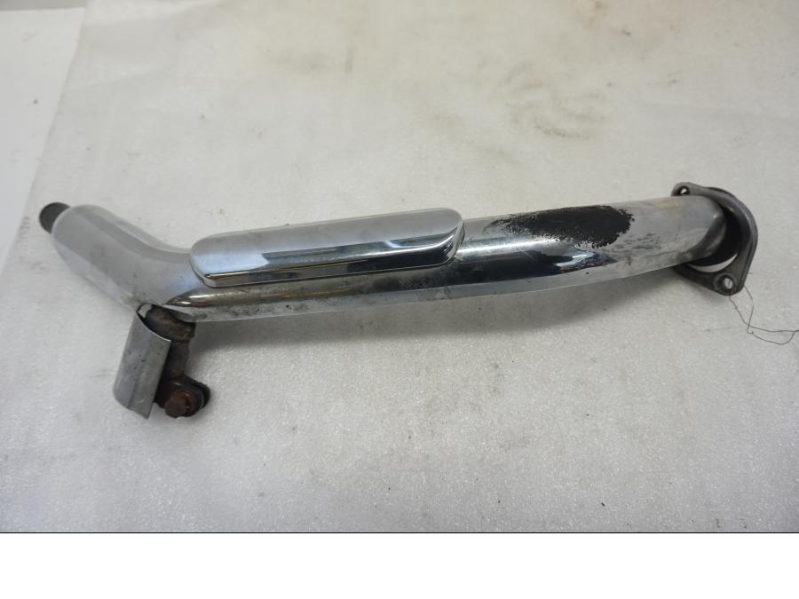 Framsidan på Grenrör från en Suzuki VL 800 -2004 motorcykel.