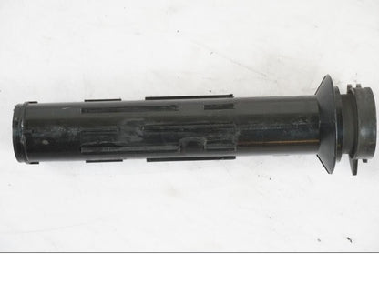 Vänster sida på Gasklo från en Suzuki GSX 550 EF -1985 motorcykel.