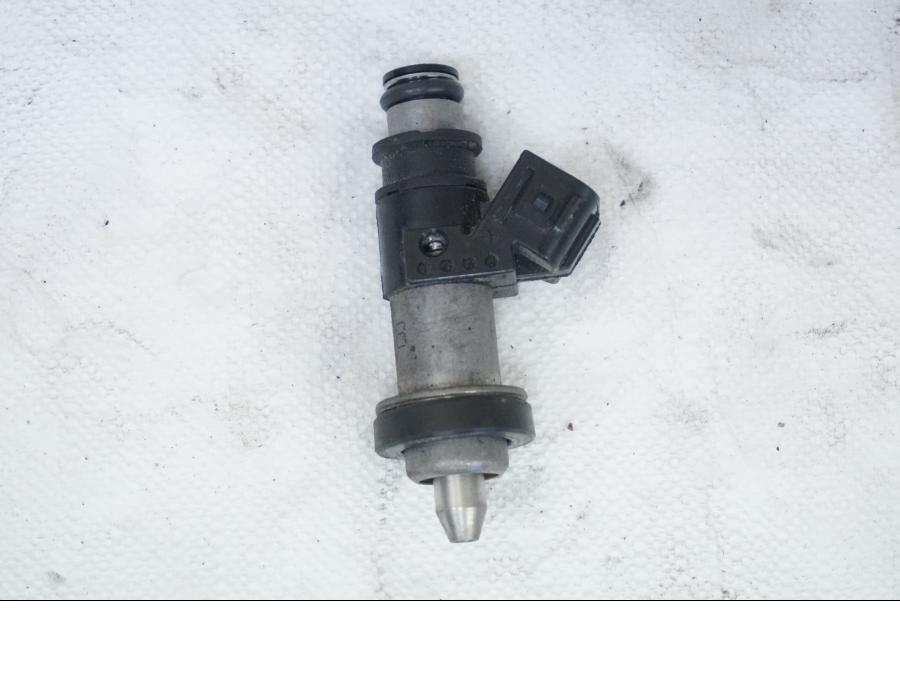 Framsidan på Spridare från en Suzuki GSX-R 750 -2001 motorcykel.