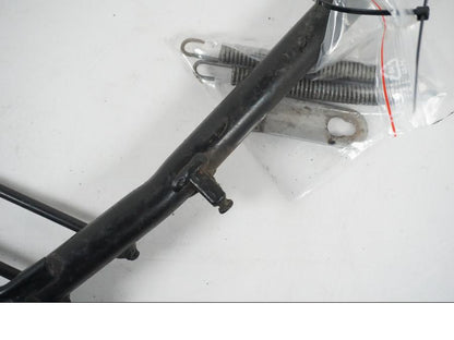 Vänster sida på Sidostöd från en BMW F 650 CS -2002 motorcykel.