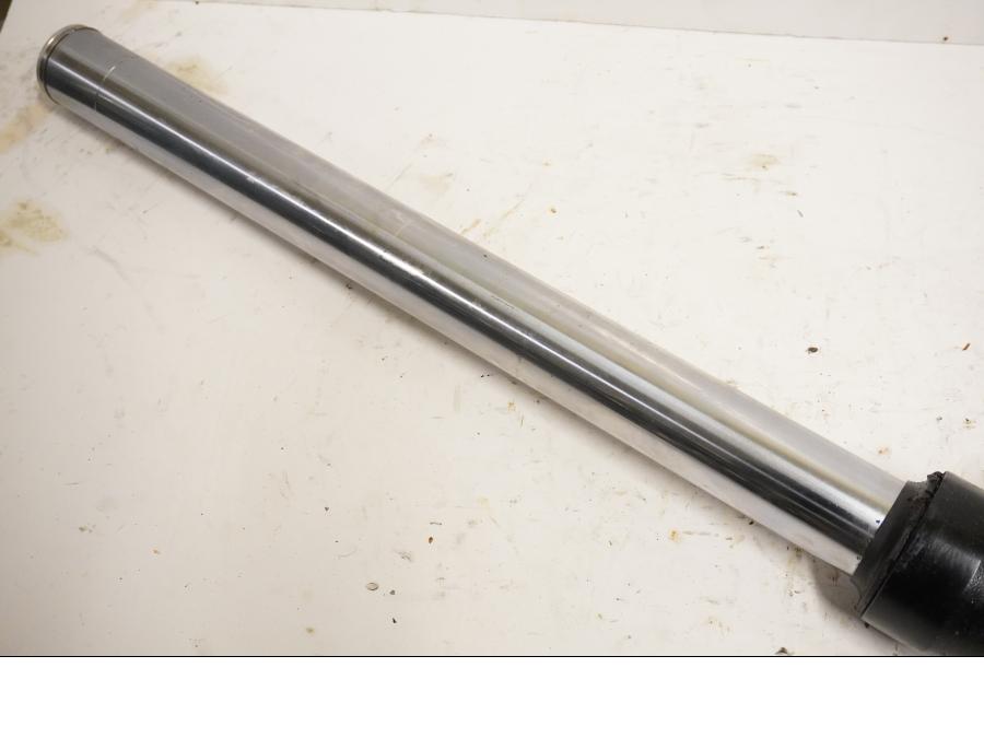 Höger sida på Gaffelben från en Honda CBR 1000 F -1993 motorcykel.