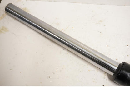 Höger sida på Gaffelben från en Honda CBR 1000 F -1993 motorcykel.