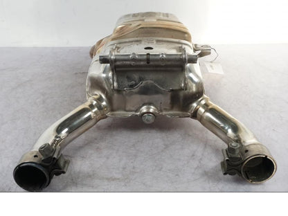 Snett uppifrån på Mellanburk från en BMW R 1150 GS/A -2002 motorcykel.