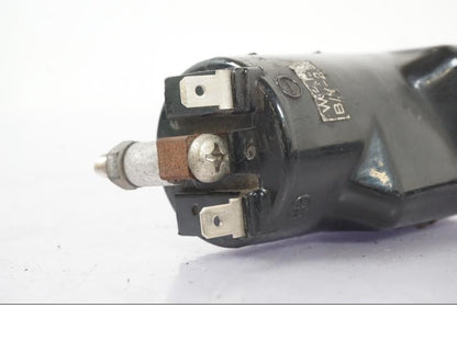 Baksidan på Tändspole från en Suzuki GSX 550 EF -1985 motorcykel.