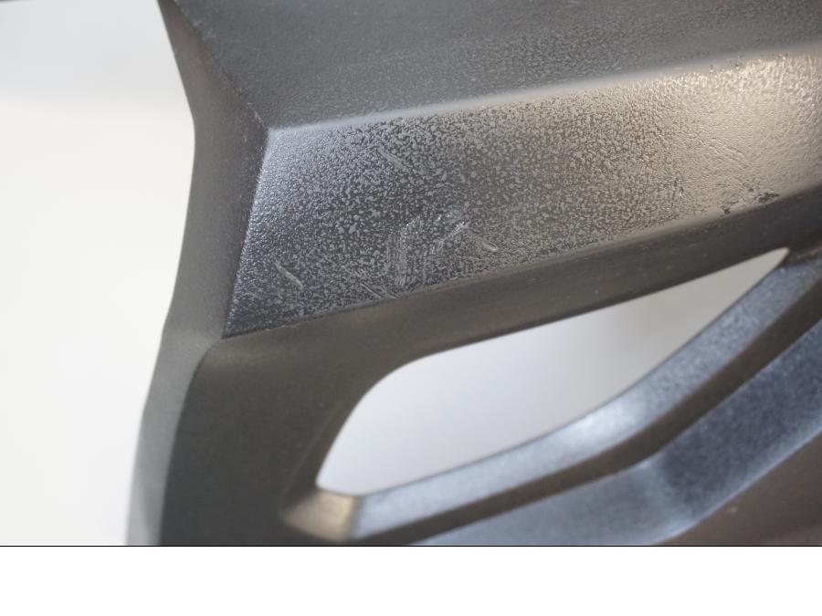 Snett uppifrån på Sidkåpa från en Suzuki DL 650 -2017 motorcykel.