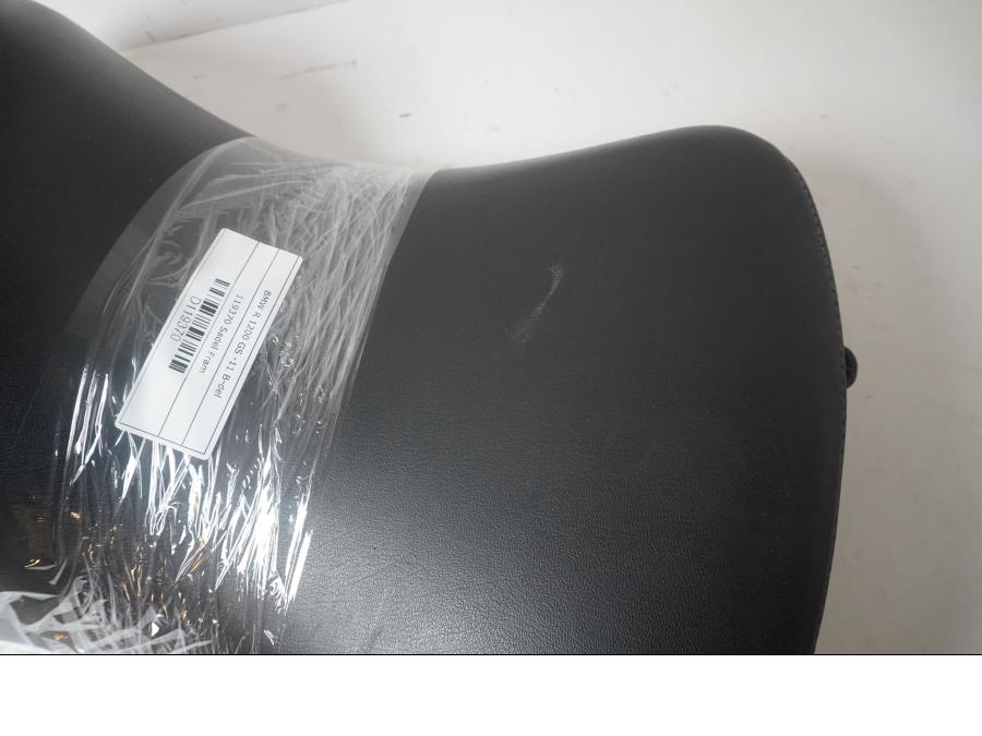 Baksidan på Sadel från en BMW R 1200 GS -2013 motorcykel.