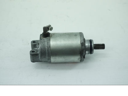 Framsidan på Startmotor från en Kawasaki ZX-6R -2007 motorcykel.