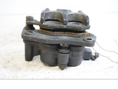 Höger sida på Bromsok från en Triumph Sprint RS -2004 motorcykel.