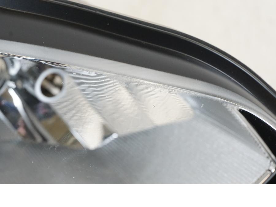 Extrabild2 på Strålkastare från en BMW S 1000 XR -2014 motorcykel.