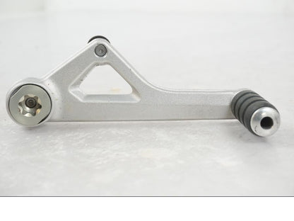 Baksidan på Växelpedal från en BMW R 1250 GS -2021 motorcykel.