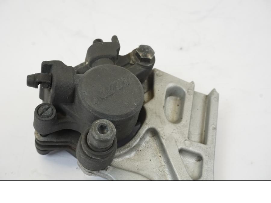 Vänster sida på Bromsok från en Yamaha MT-07 -2018 motorcykel.