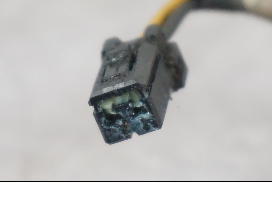 Snett uppifrån på Skyltbelysning från en Triumph Tiger -2009 motorcykel.