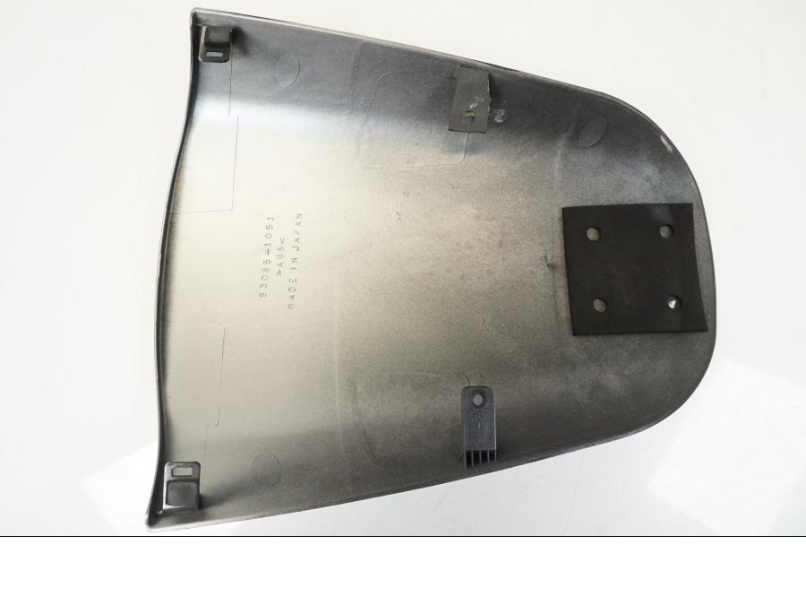 Snett uppifrån på Kuts från en Kawasaki ZX-12R -2000 motorcykel.