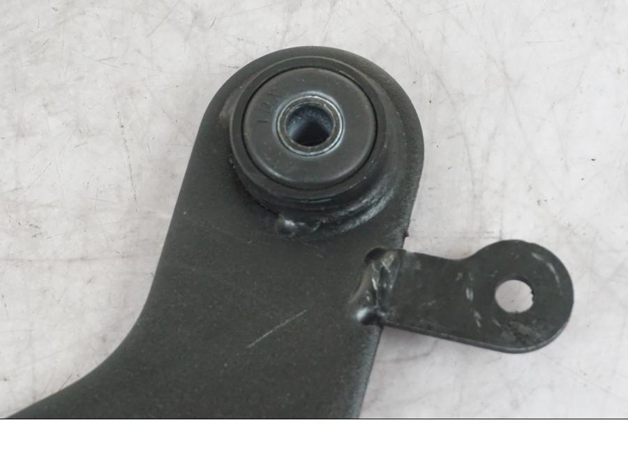 Höger sida på Avgasanslutning från en Yamaha MT-09 -2024 motorcykel.