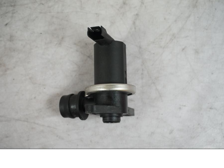 Framsidan på Second Air från en BMW S 1000 XR -2019 motorcykel.