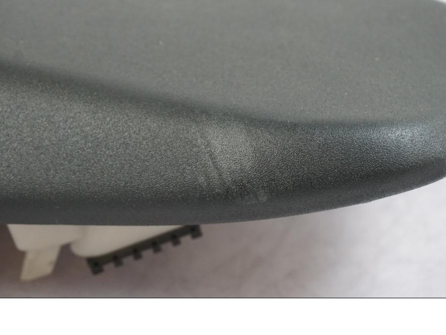 Höger sida på Sadel från en Kawasaki ZX-10R -2008 motorcykel.