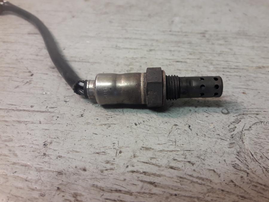 Framsidan på Lambdasond från en Kawasaki ZX-6R -2008 motorcykel.