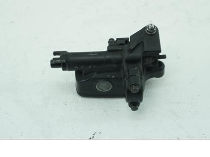 Baksidan på Kopplingshuvudcylinder från en Honda VFR 1200 -2012 motorcykel.