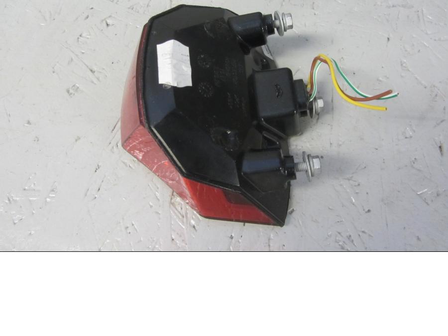 Höger sida på Baklampa från en KTM 690 Duke -2010 motorcykel.