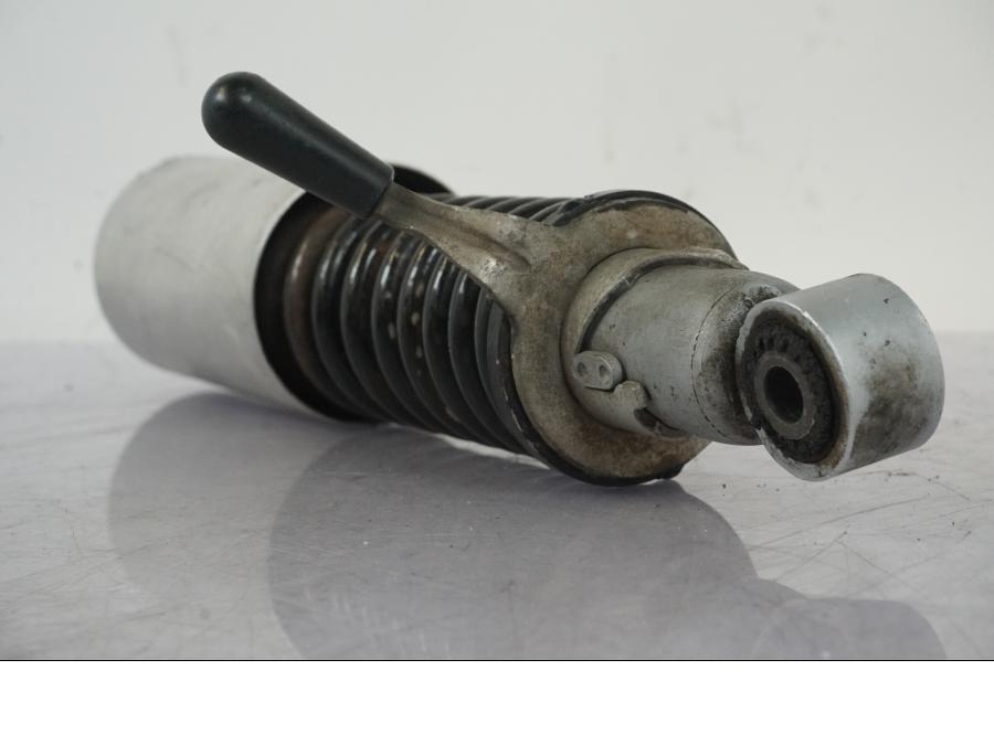 Höger sida på Stötdämpare från en BMW R 60 -1971 motorcykel.