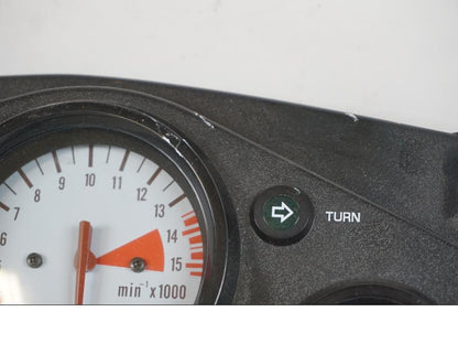 Vänster sida på Instrumentpanel från en Honda CBR 600 -1998 motorcykel.
