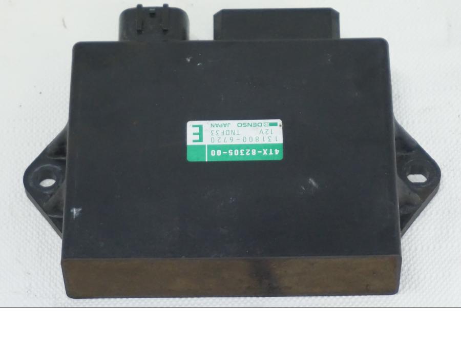 Vänster sida på CDI / ECU från en Yamaha TDM 850 -1998 motorcykel.