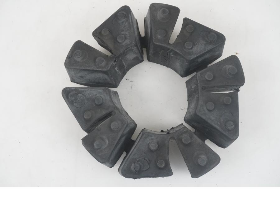 Framsidan på Ryckutjämnare från en Triumph Daytona 650 -2005 motorcykel.