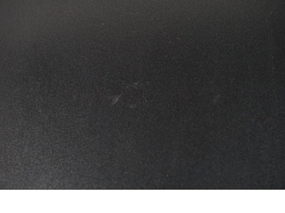 Snett nerifrån på Bensintankskåpa från en BMW K 1600 GTL -2015 motorcykel.