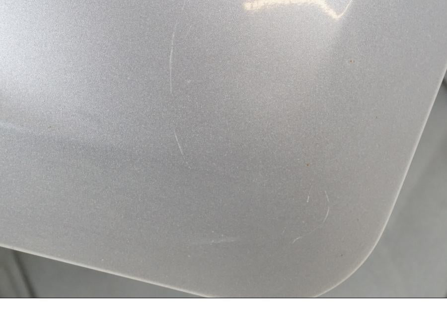 Höger sida på Toppkåpa från en Honda ST 1300 -2002 motorcykel.