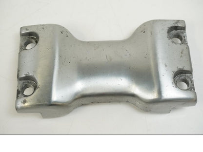 Framsidan på Framskärmens aluplatta från en Yamaha XV 1100 -1993 motorcykel.