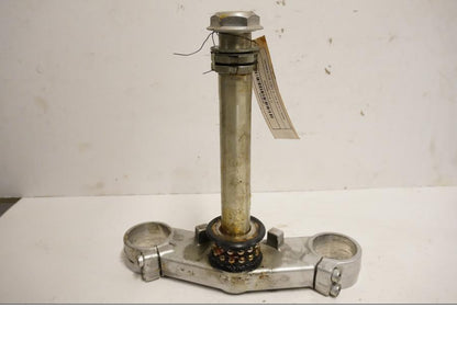 Framsidan på Gaffelkrona från en Yamaha FJR 1300 -2016 motorcykel.