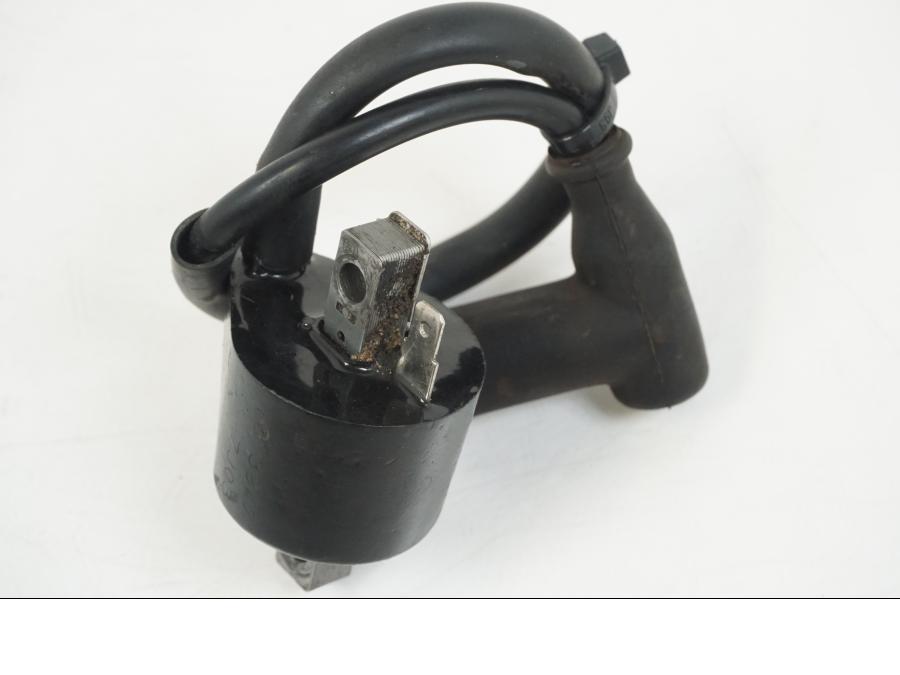 Höger sida på Tändspole från en Aprilia RS 250 -1998 motorcykel.