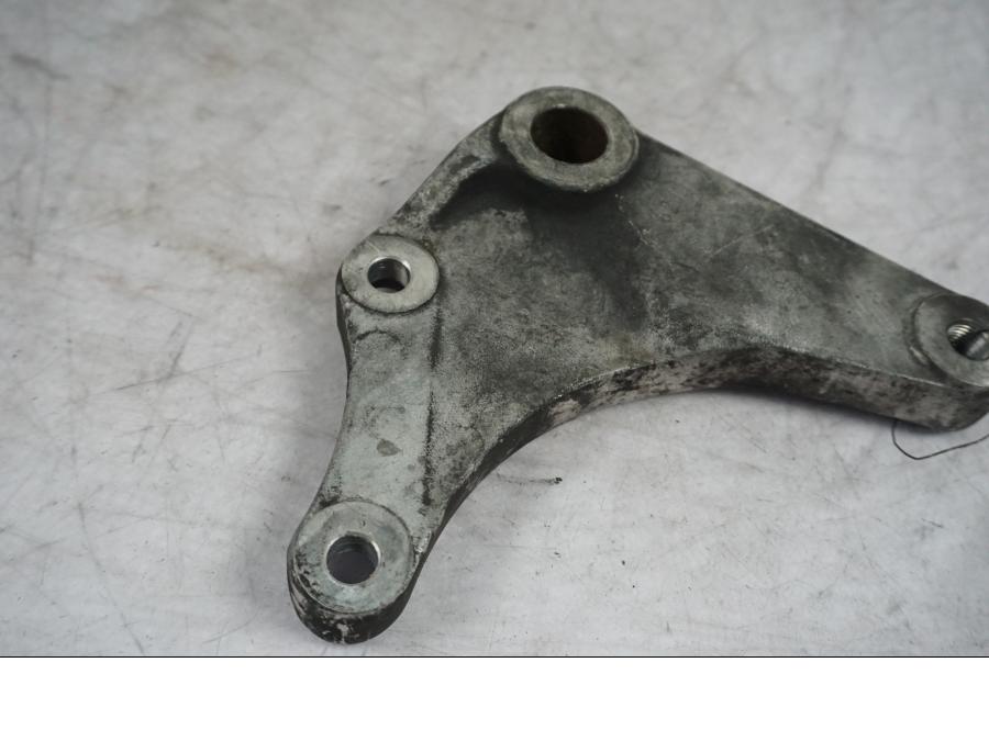 Höger sida på Bromsoksfäste från en Kawasaki VN 1500 -1996 motorcykel.