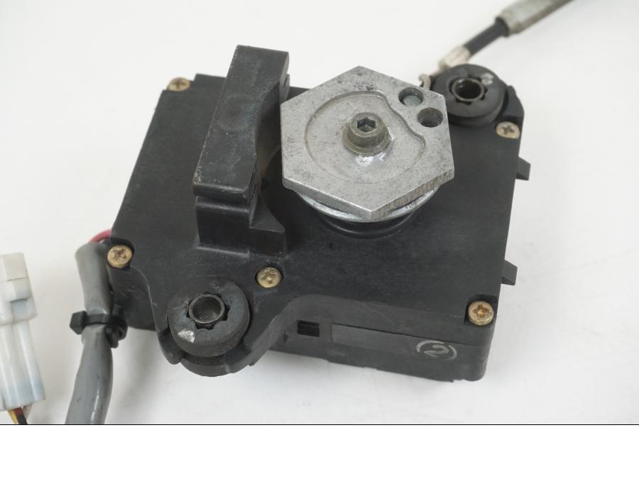 Extrabild2 på Avgasspjäll från en Suzuki GSX-R 1000 -2003 motorcykel.