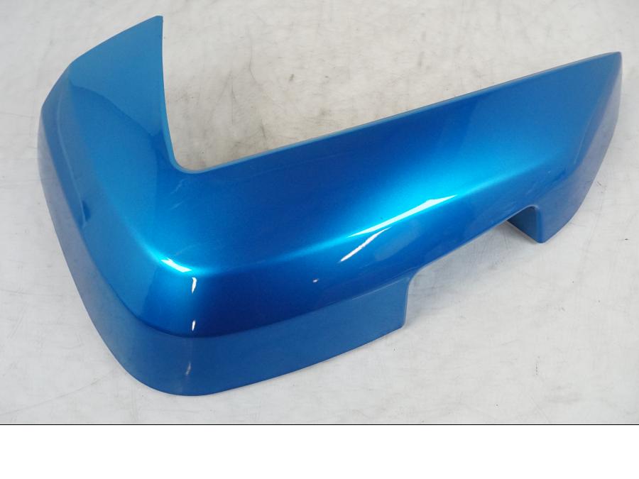 Snett nerifrån på Sidoväska från en Kawasaki Z 1000 SX -2016 motorcykel.