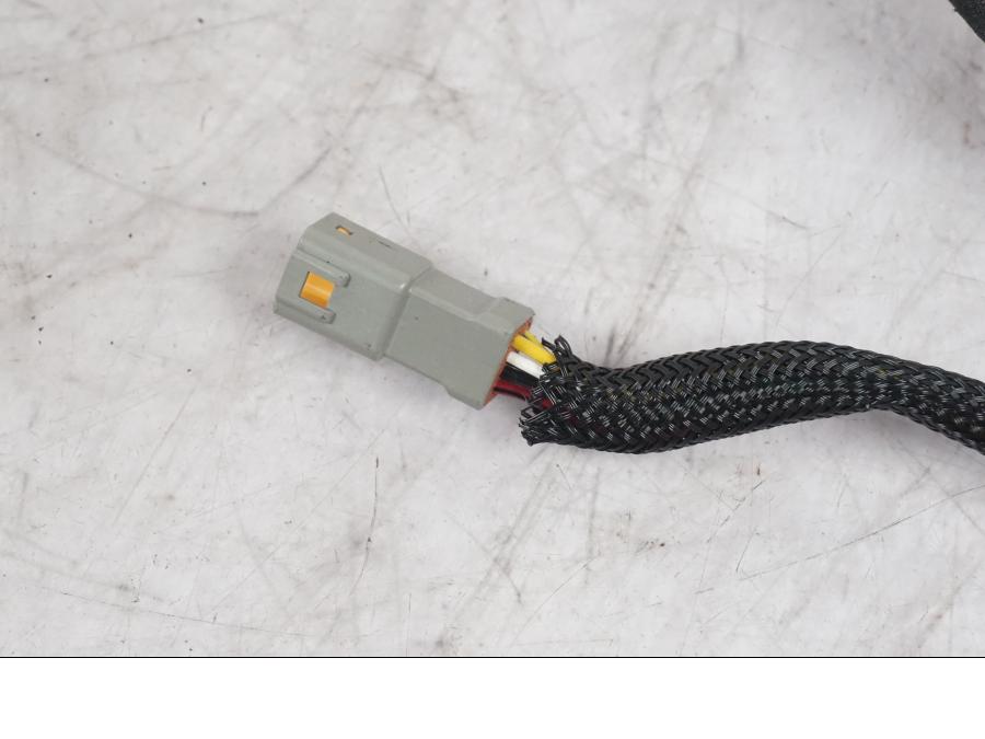 Vänster sida på Kablage från en Ducati Multistrada V4 -2024 motorcykel.