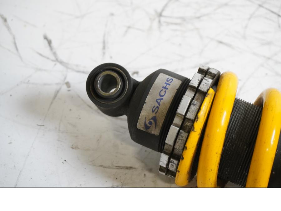 Vänster sida på Stötdämpare från en Yamaha BT 1100 -2004 motorcykel.