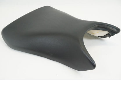 Baksidan på Sadel från en Yamaha YZF R6 -2006 motorcykel.